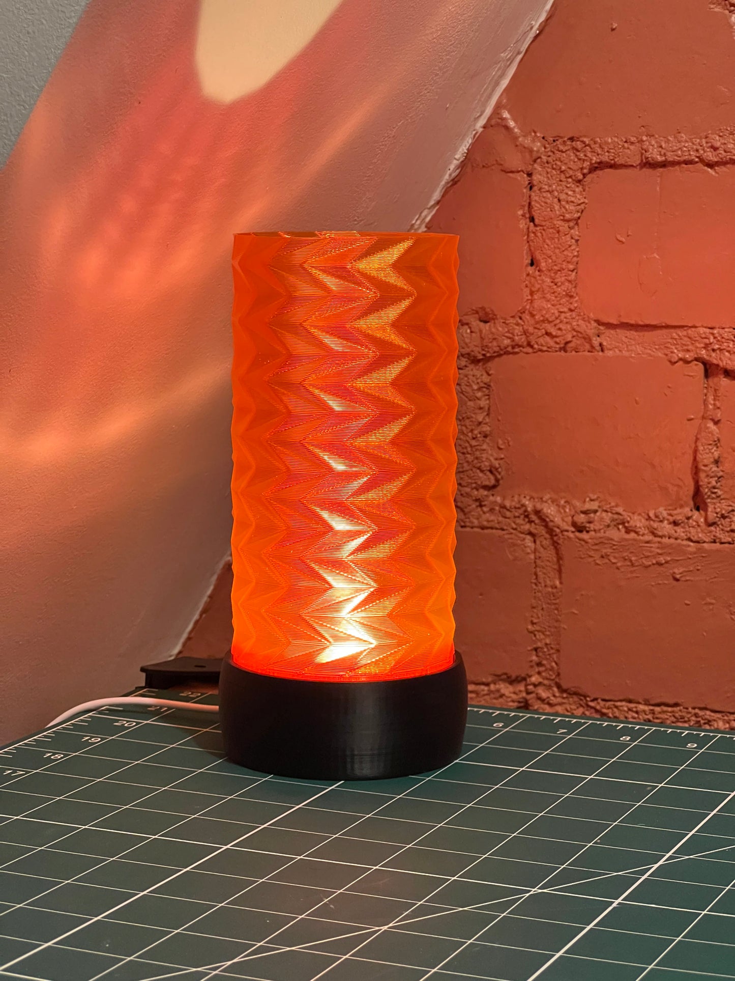 Arrows - 3D-Printed Lamp